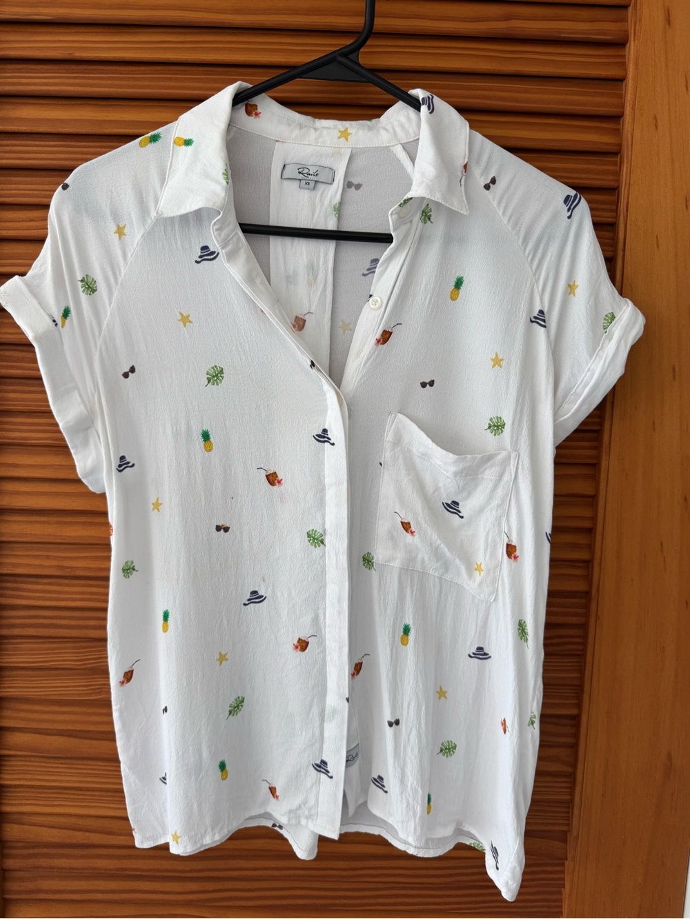 RAILS White Short-Sleeve Button Shirt with Tropical Motif